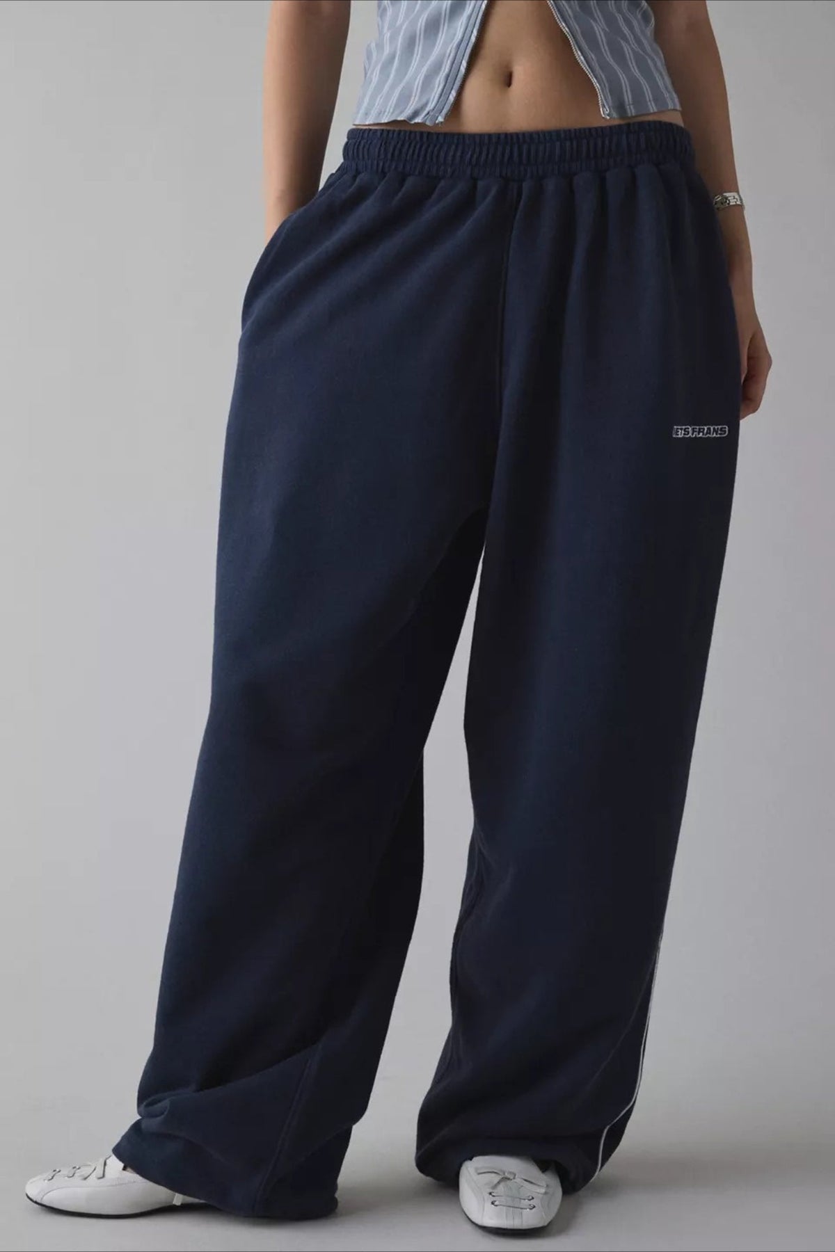 Embroidered Elastic Waist Loose Straight Pants