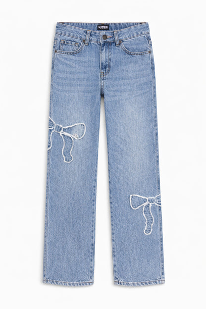 TWEEN DISTRESSED BOW APPLIQUE JEAN