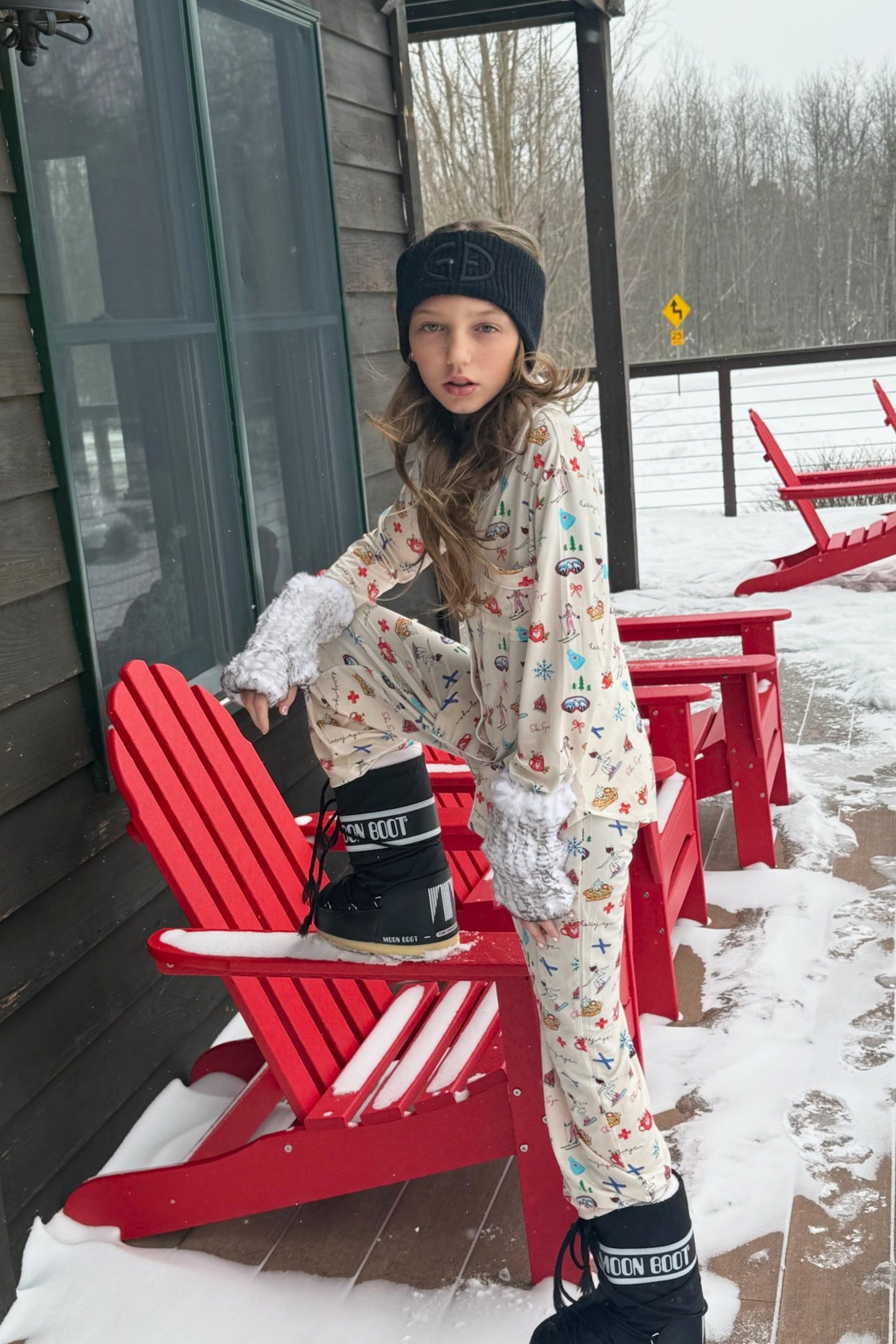 JUNIOR MAIA PRINTED LOUNGE SET