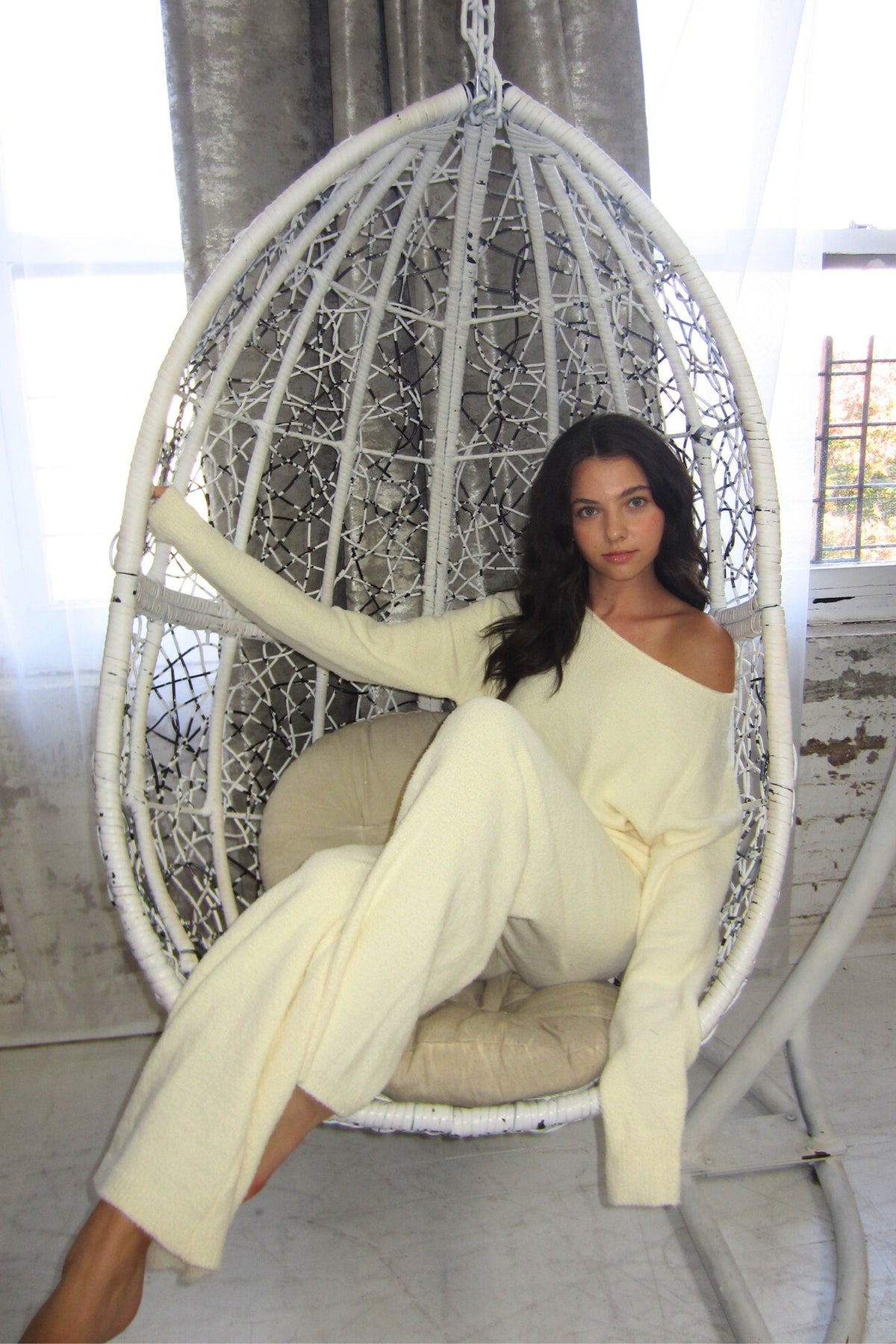 JUNIOR PARKER OFF SHOULDER TOP
