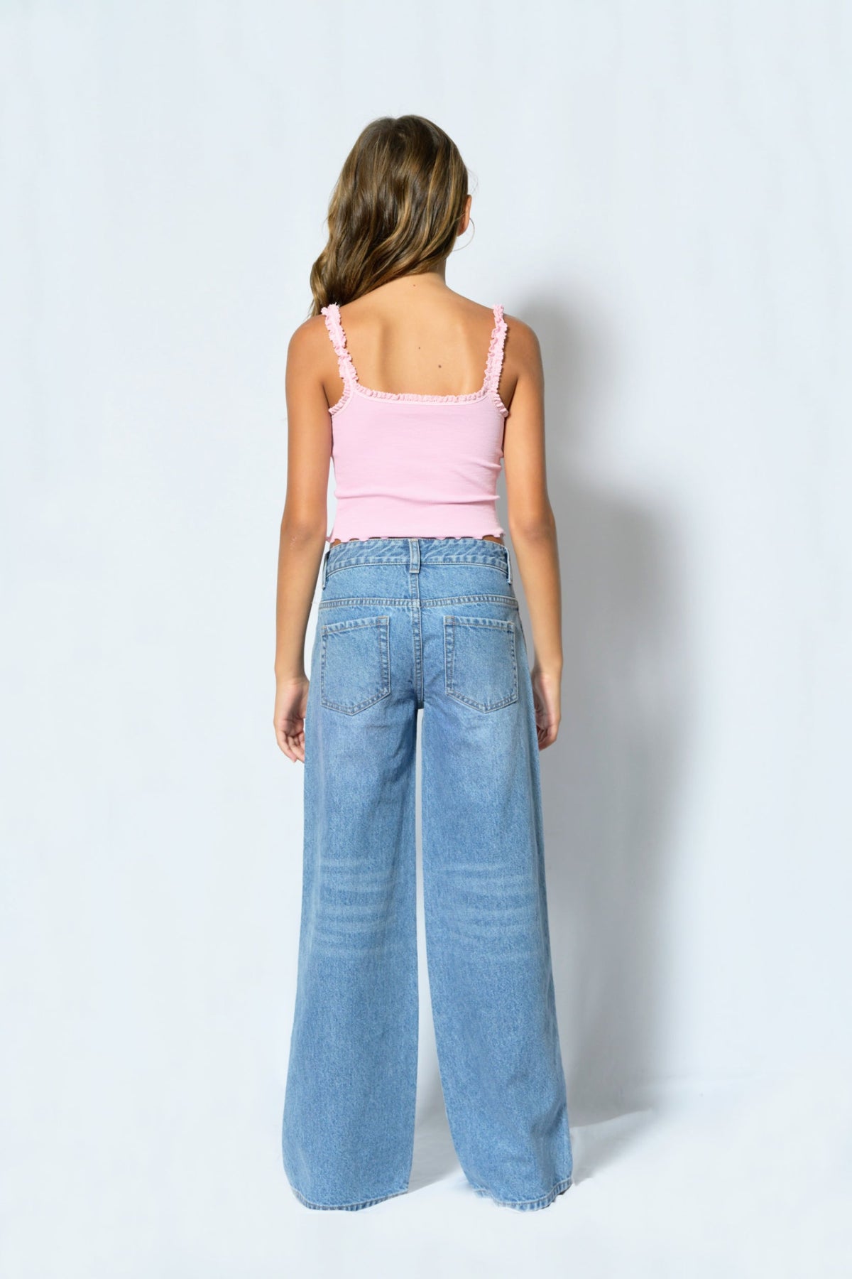 TWEEN SUSAN TANK