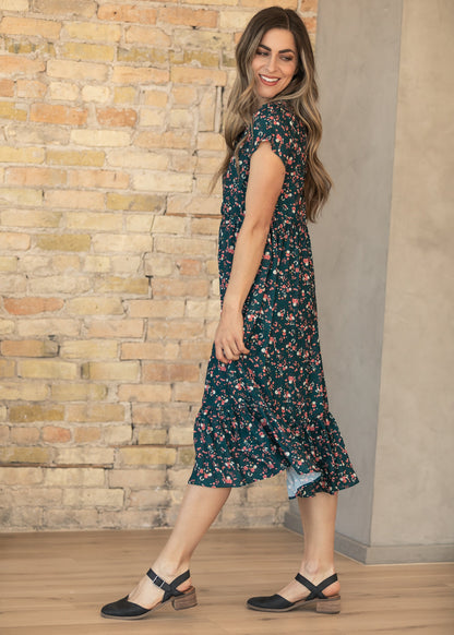 Jaydrien Green Floral Short Sleeve Midi Dress