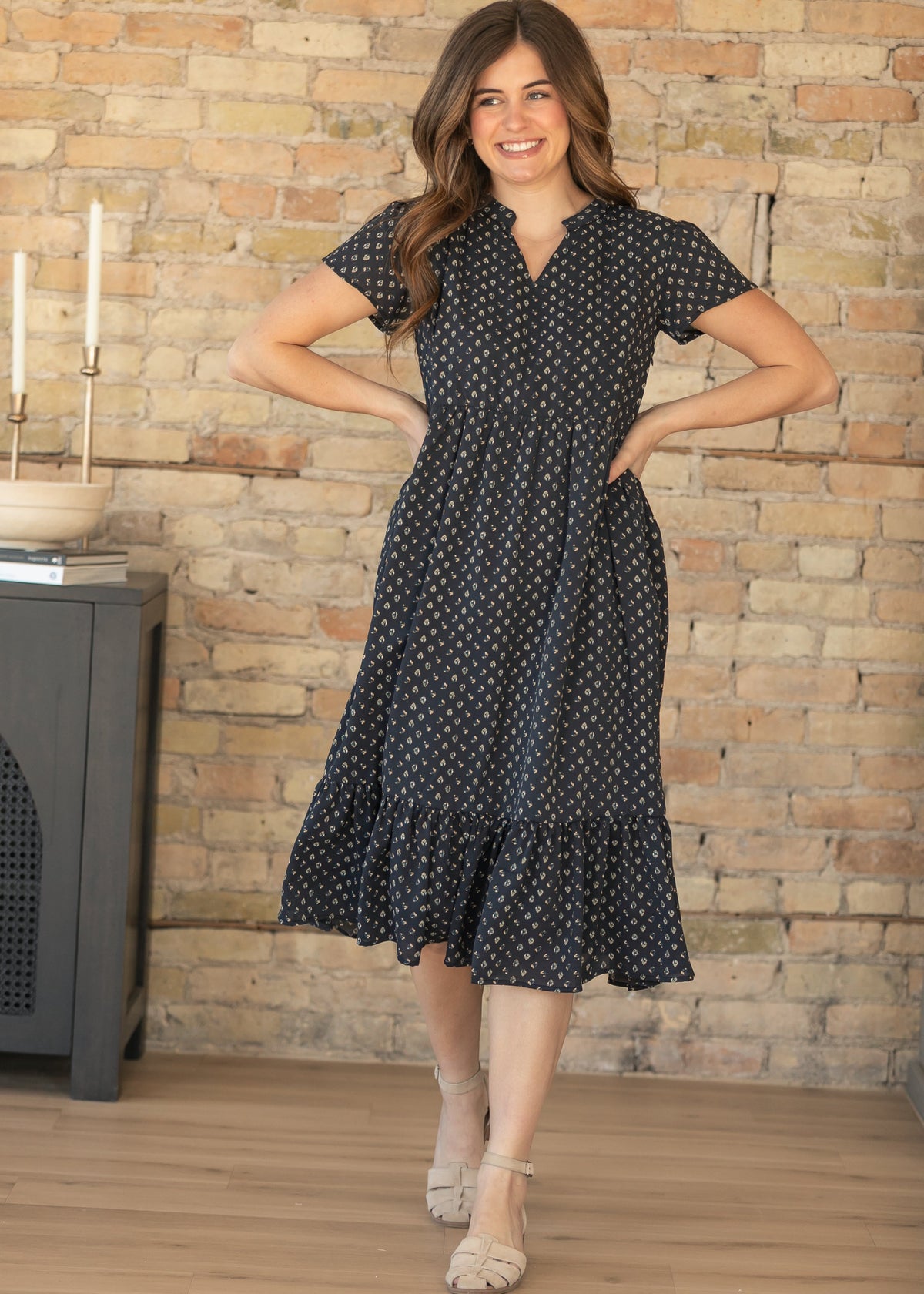 Jaydrien Navy Short Sleeve Midi Dress