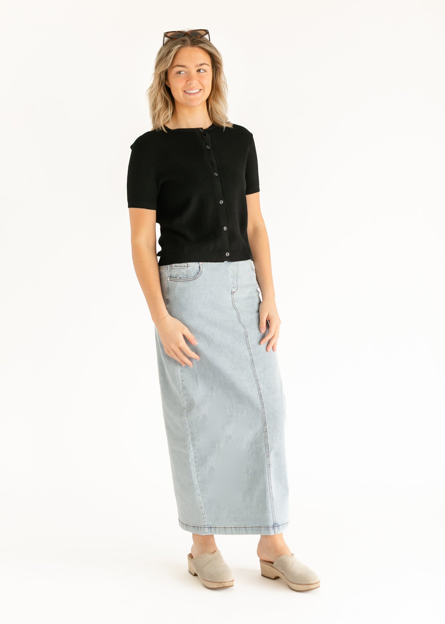 elan Short Sleeve Button Up Knit Cardigan - FINAL SALE
