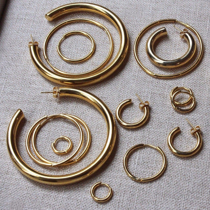 Gold Huggie Hoops | 30mm