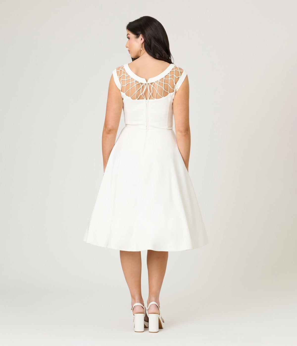 Unique Vintage Ivory Diamond Cable Swing Dress